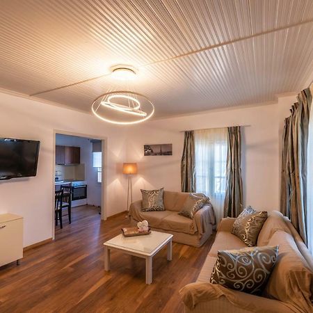 Anastasia House ปานาเยีย ภายนอก รูปภาพ